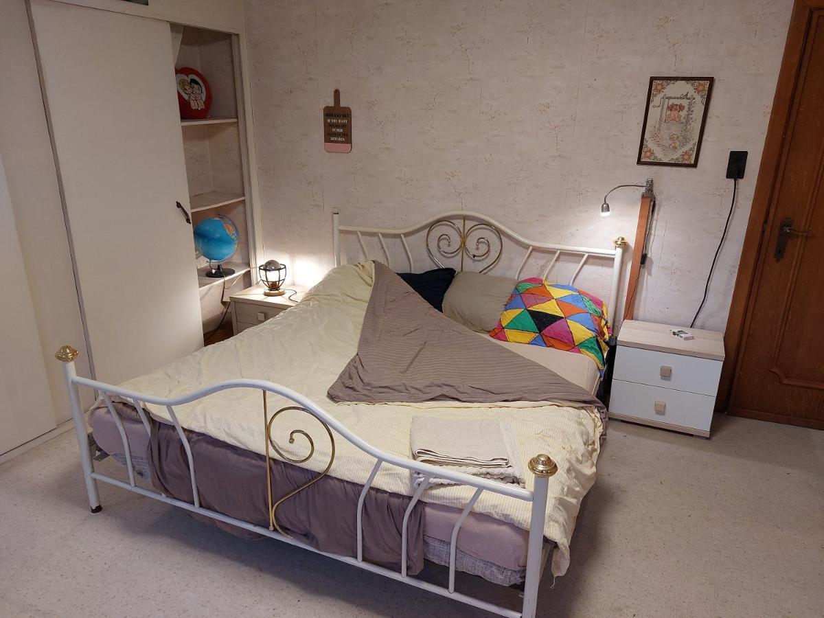 Cycling House Bed & Breakfast Ронс Екстериор снимка